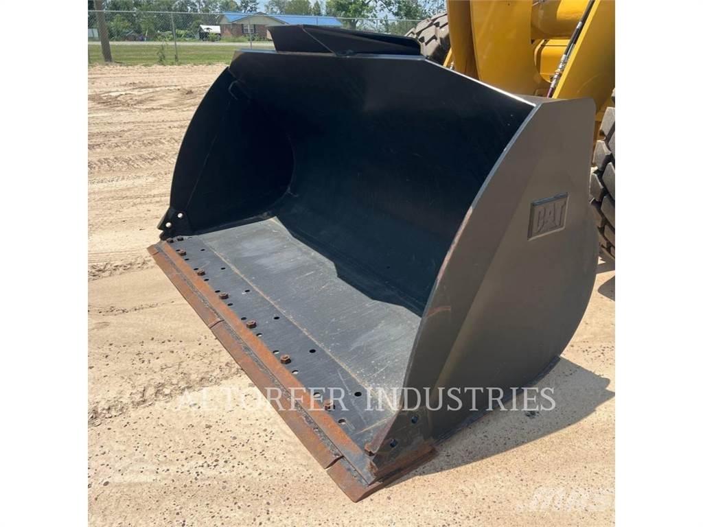 CAT 926M Tekerlekli yükleyiciler