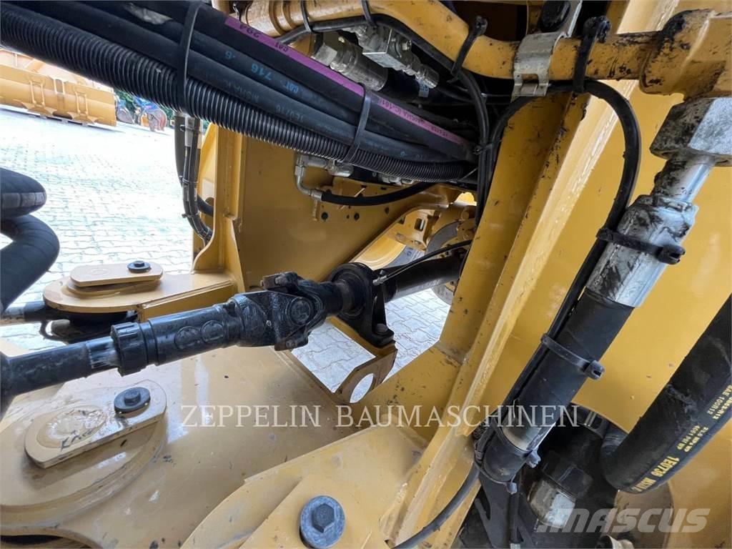 CAT 926M Tekerlekli yükleyiciler
