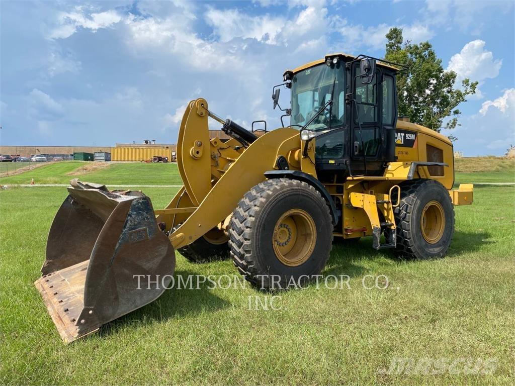 CAT 926M Tekerlekli yükleyiciler
