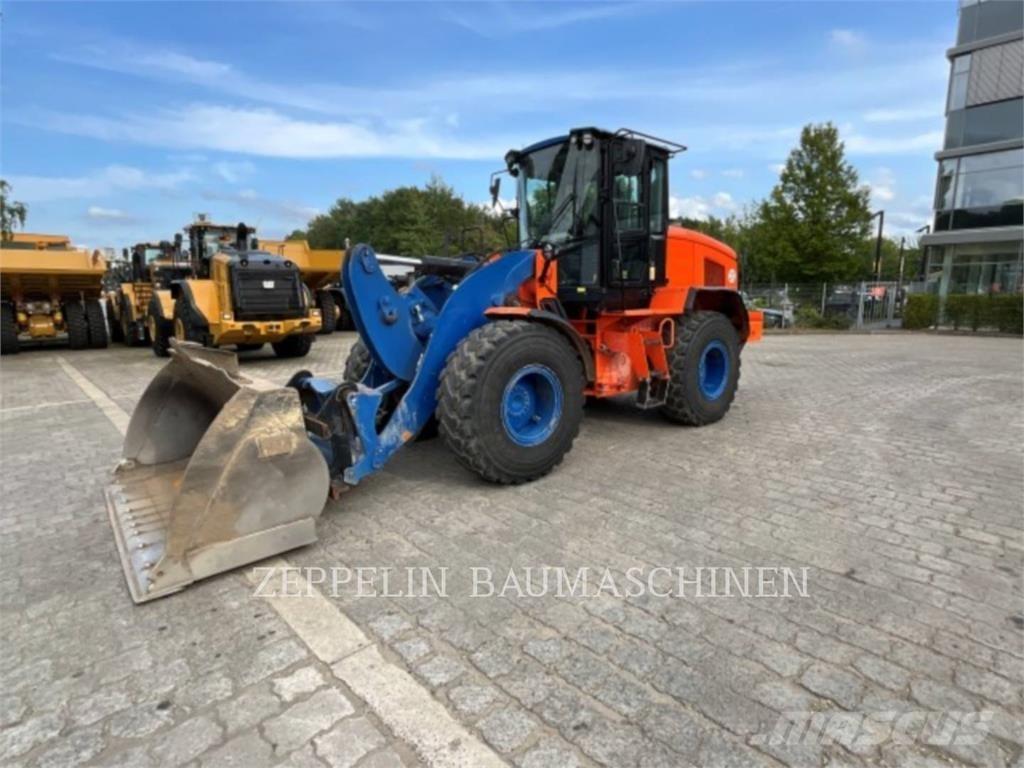 CAT 926M Tekerlekli yükleyiciler