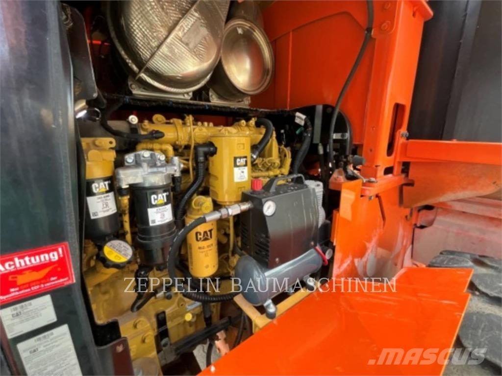 CAT 926M Tekerlekli yükleyiciler