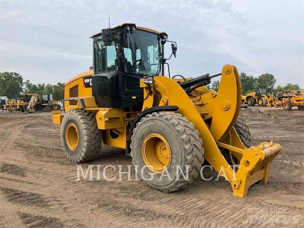 CAT 926M 3RQ Tekerlekli yükleyiciler
