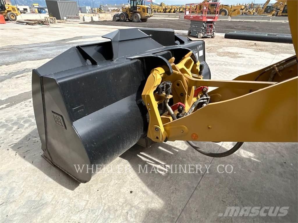CAT 926M HL QC Tekerlekli yükleyiciler
