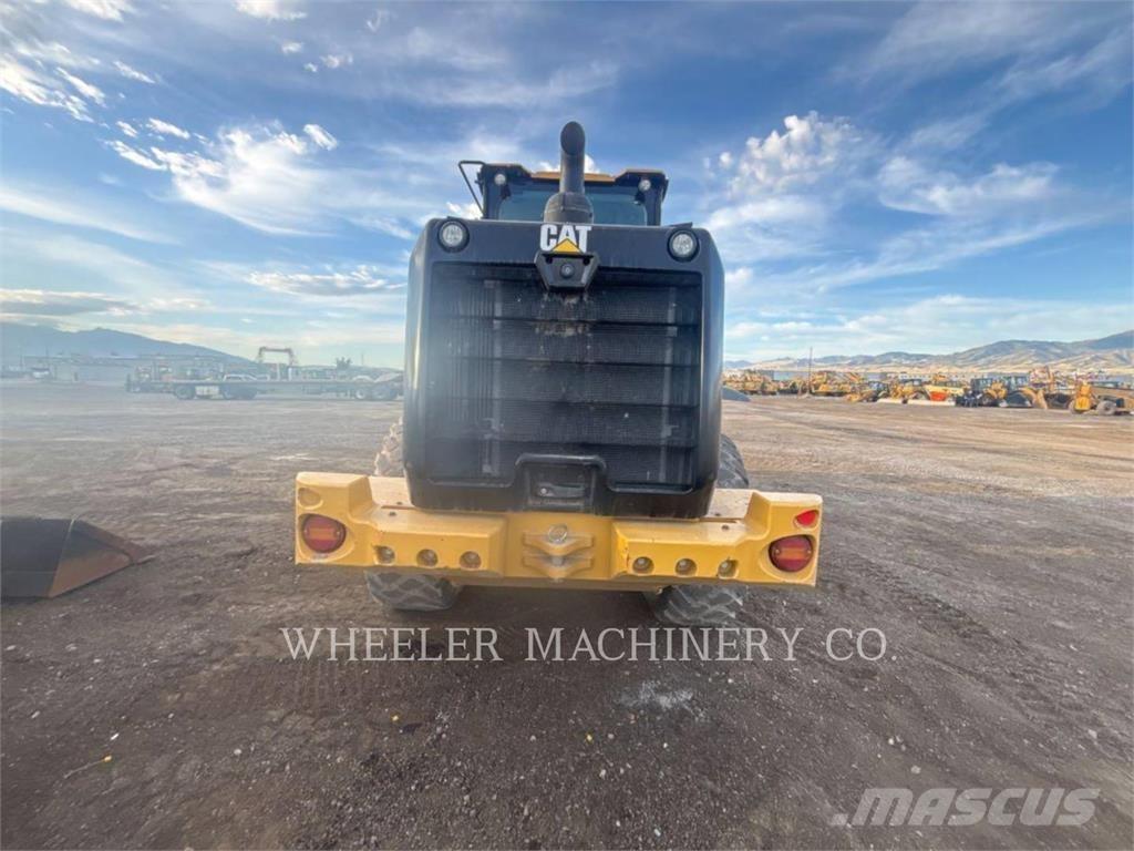 CAT 926M HL QC Tekerlekli yükleyiciler