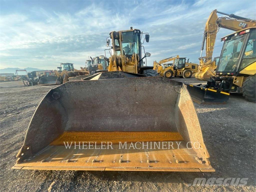 CAT 926M HL QC Tekerlekli yükleyiciler