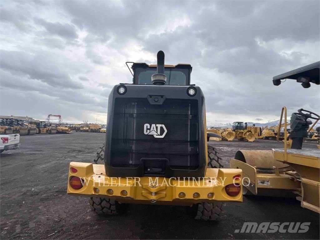CAT 926M QC Tekerlekli yükleyiciler