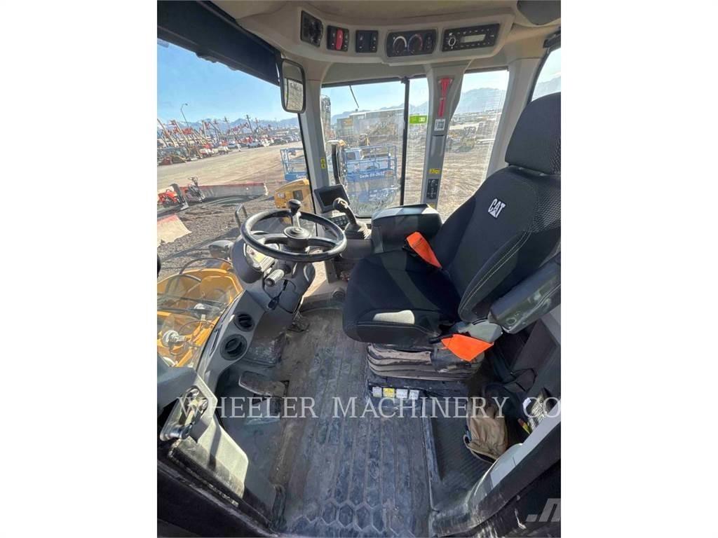 CAT 926M QC Tekerlekli yükleyiciler