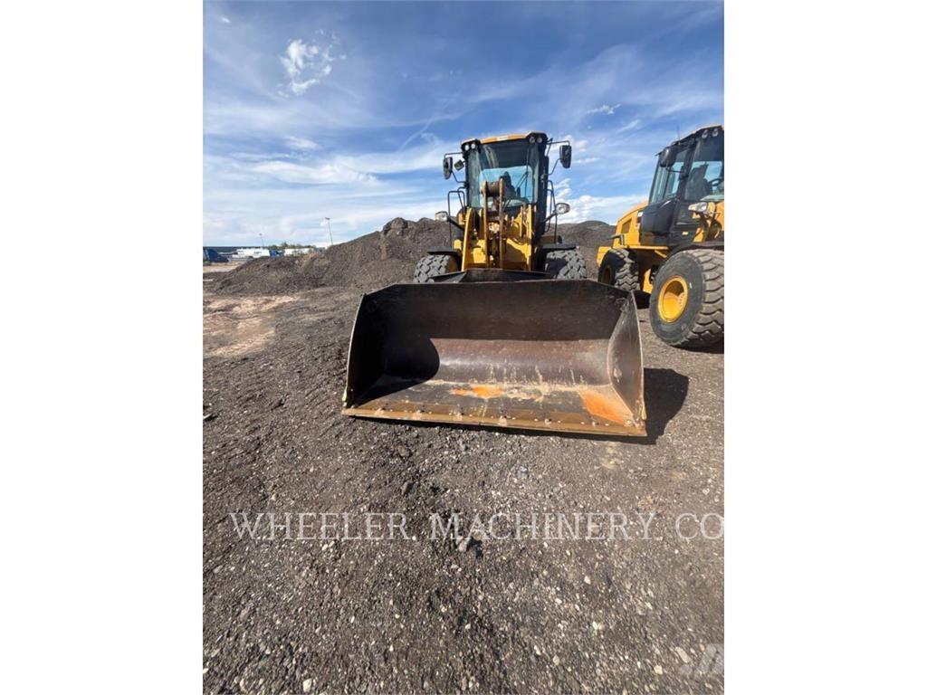 CAT 926M QC Tekerlekli yükleyiciler