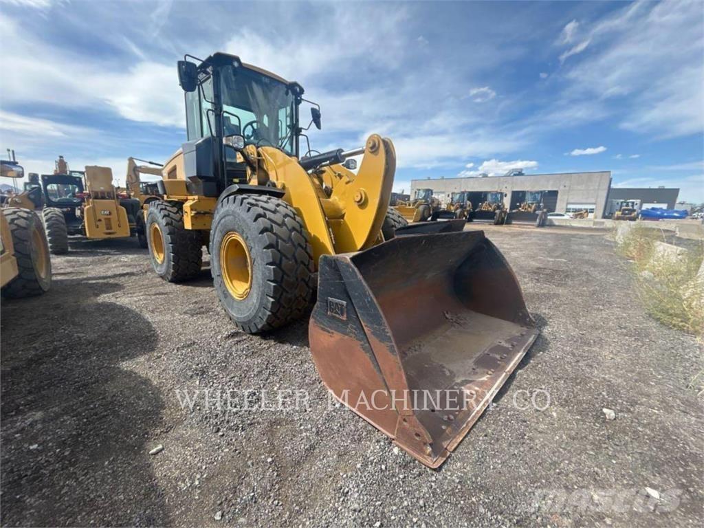 CAT 926M QC Tekerlekli yükleyiciler