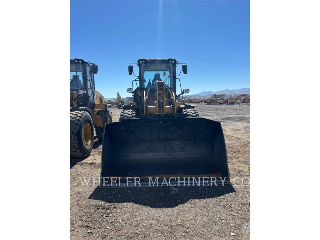 CAT 926M QC 3V Tekerlekli yükleyiciler