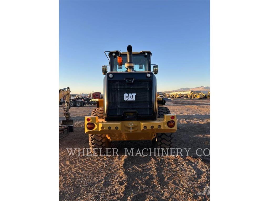 CAT 926M QC 3V Tekerlekli yükleyiciler