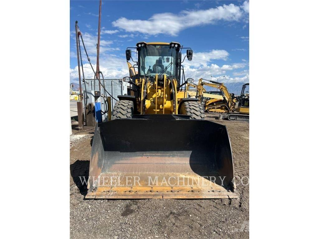 CAT 926M QC 3V Tekerlekli yükleyiciler