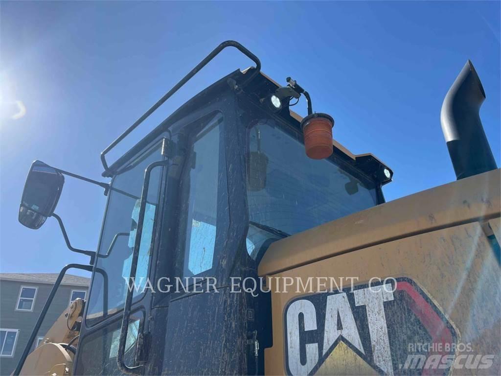 CAT 930 Tekerlekli yükleyiciler