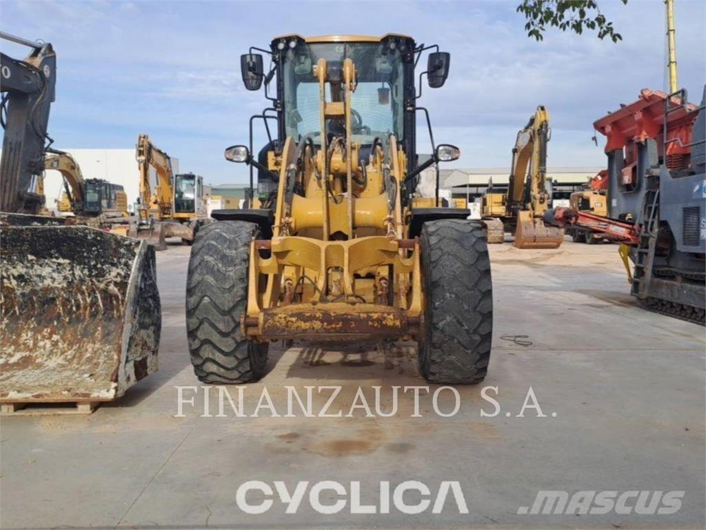 CAT 930M Tekerlekli yükleyiciler