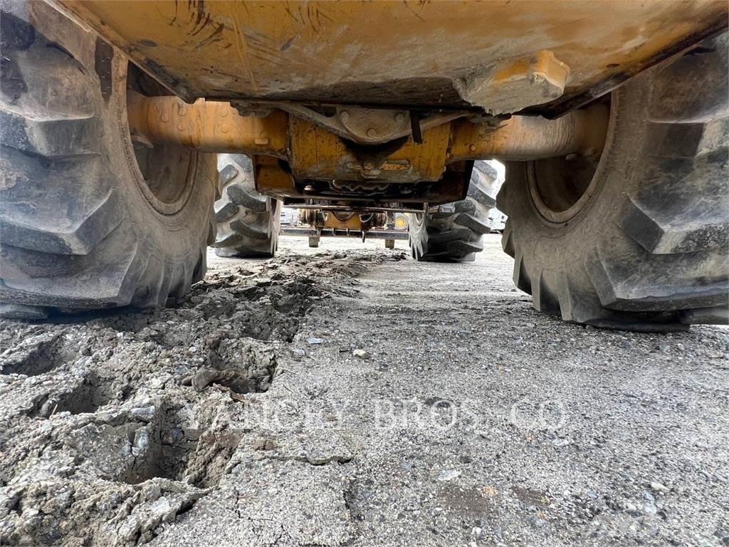 CAT 930M Tekerlekli yükleyiciler
