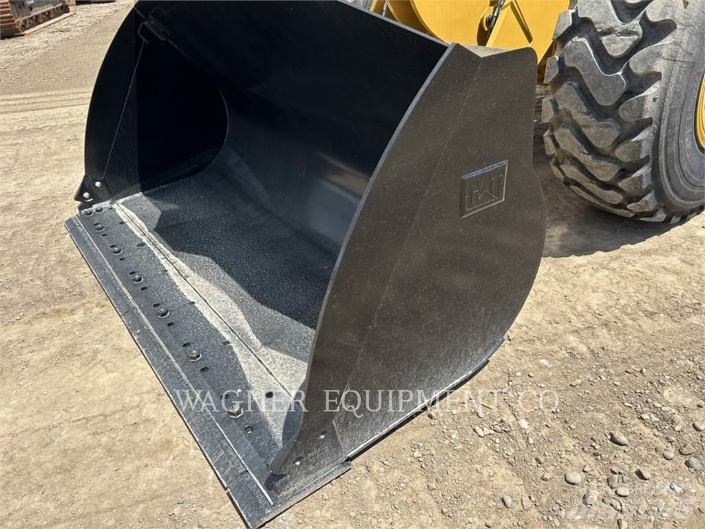 CAT 930M Tekerlekli yükleyiciler