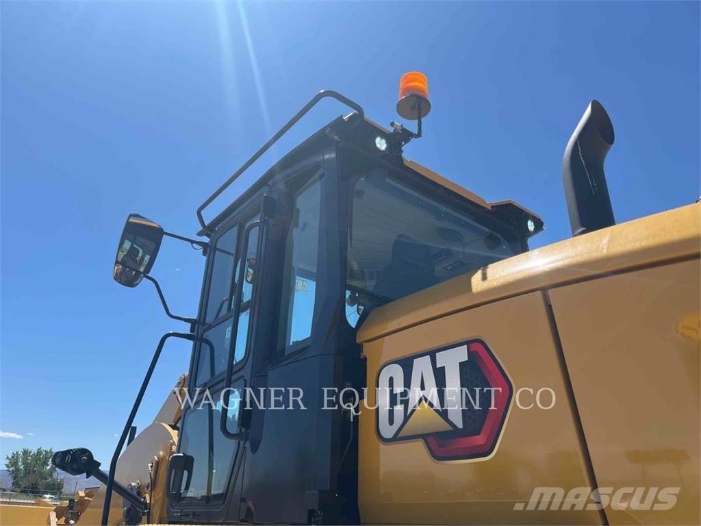 CAT 930M Tekerlekli yükleyiciler