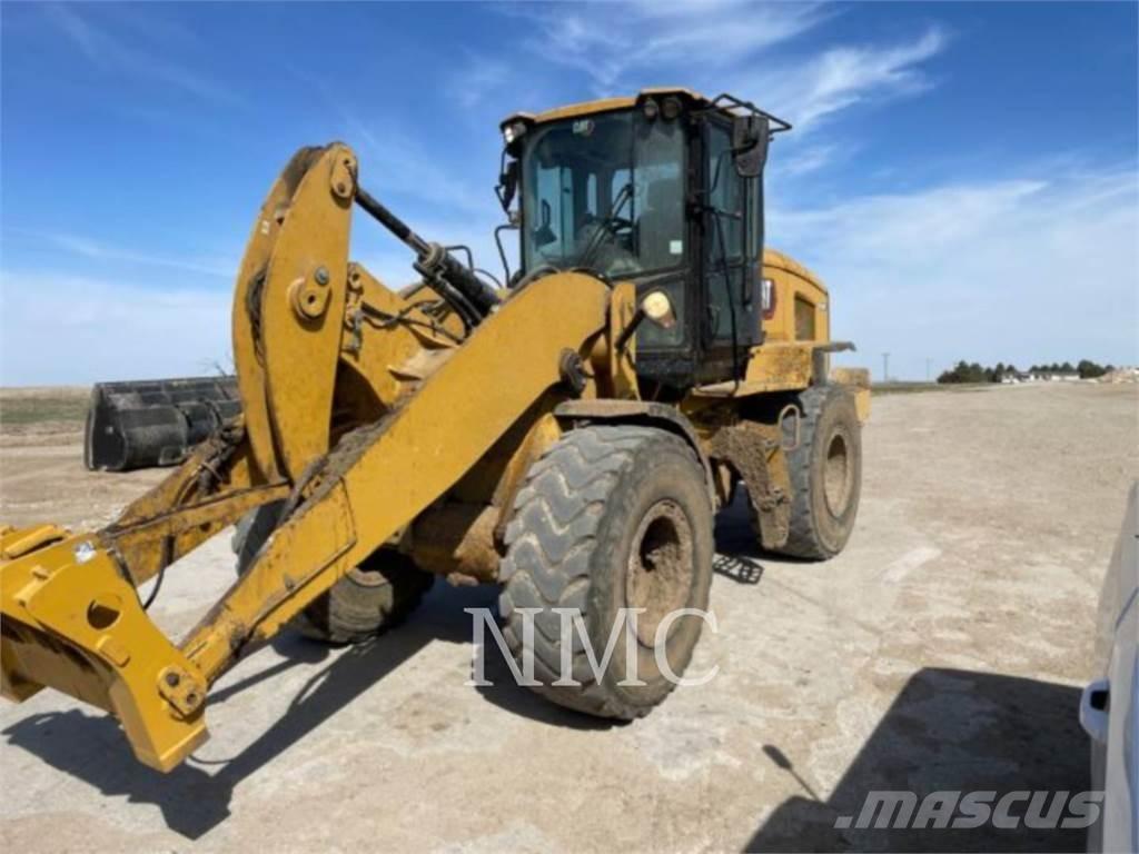 CAT 930M Tekerlekli yükleyiciler
