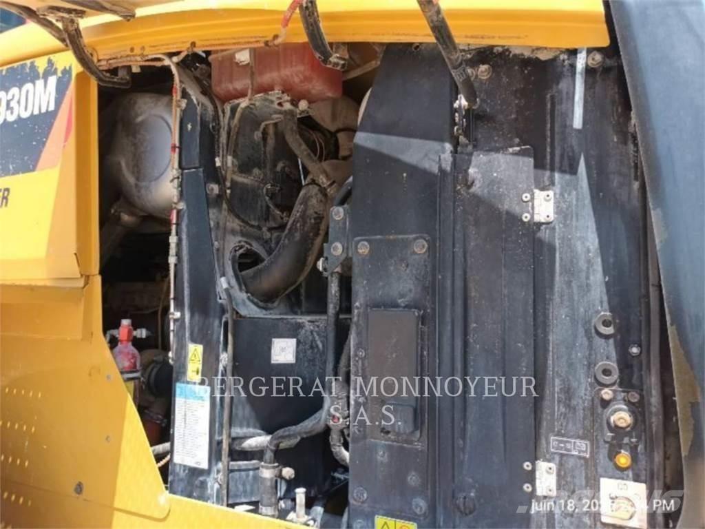 CAT 930M Tekerlekli yükleyiciler