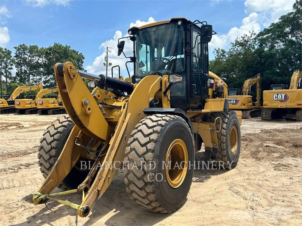 CAT 930M Tekerlekli yükleyiciler
