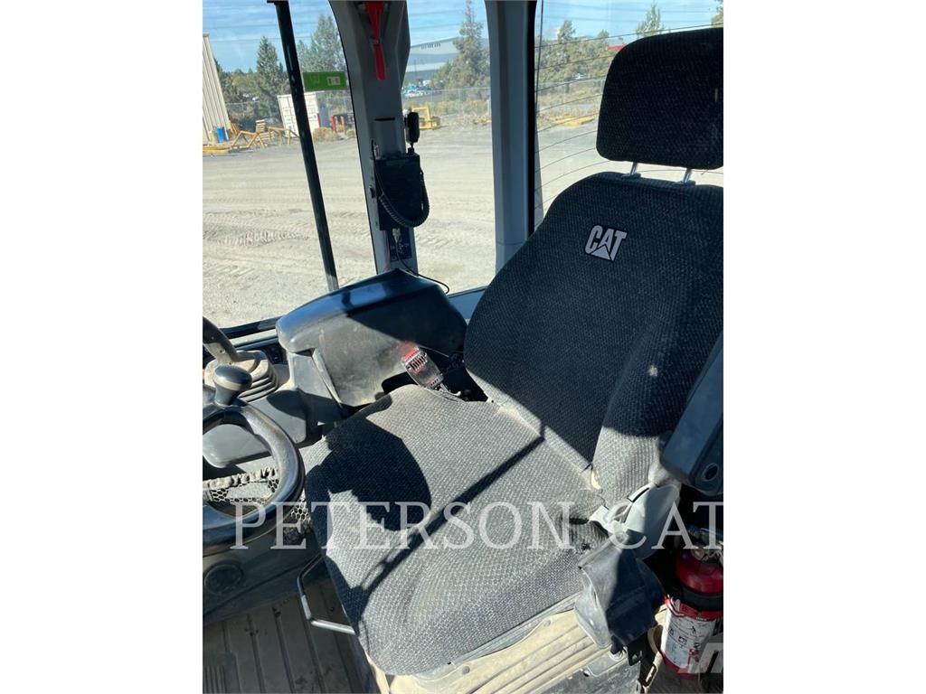 CAT 930M Tekerlekli yükleyiciler