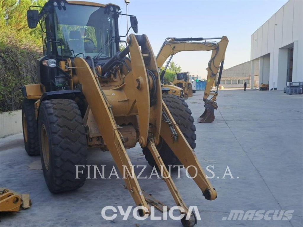 CAT 930M Tekerlekli yükleyiciler