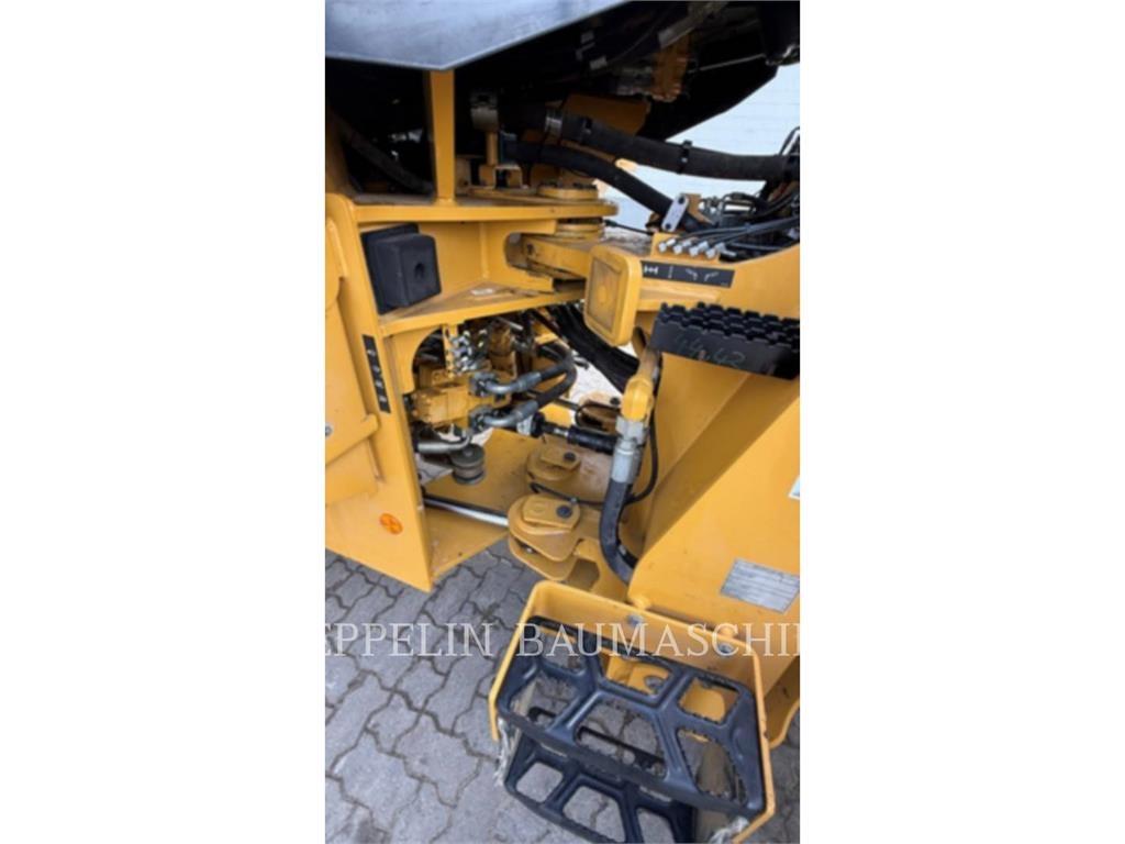 CAT 930M Tekerlekli yükleyiciler