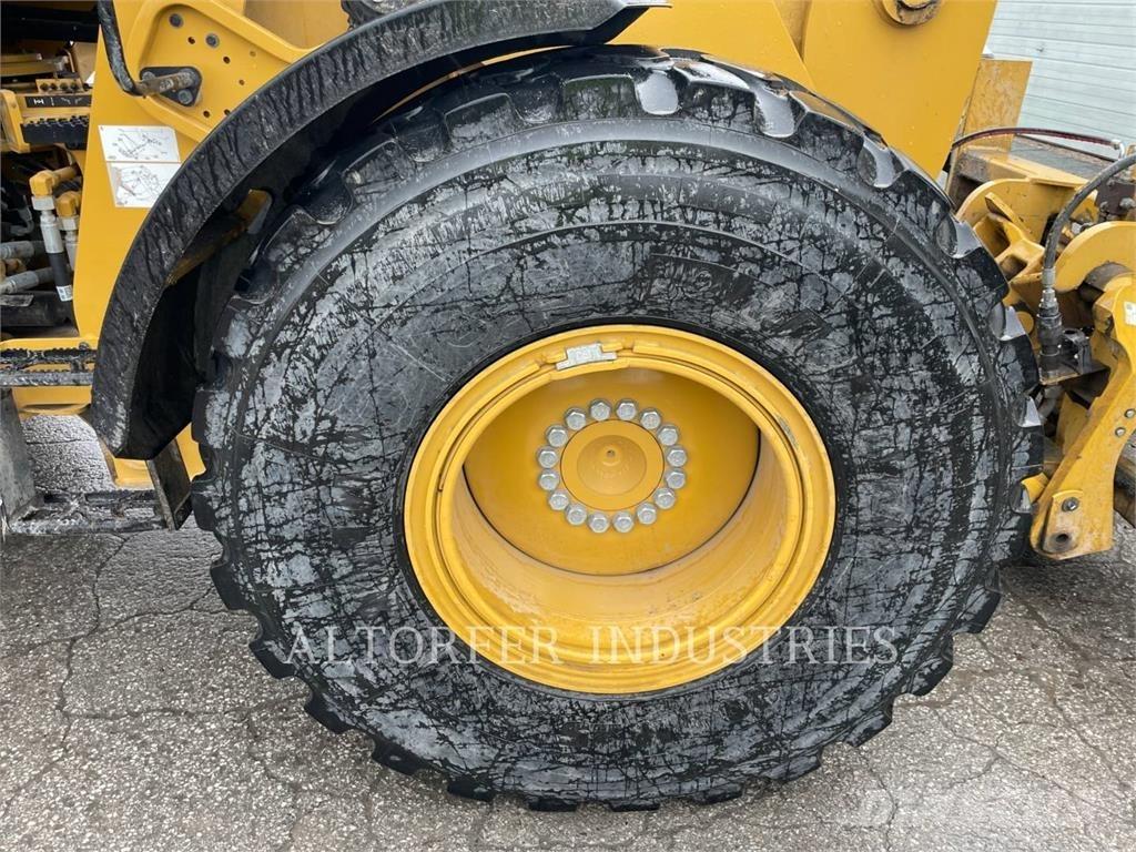 CAT 930M Tekerlekli yükleyiciler