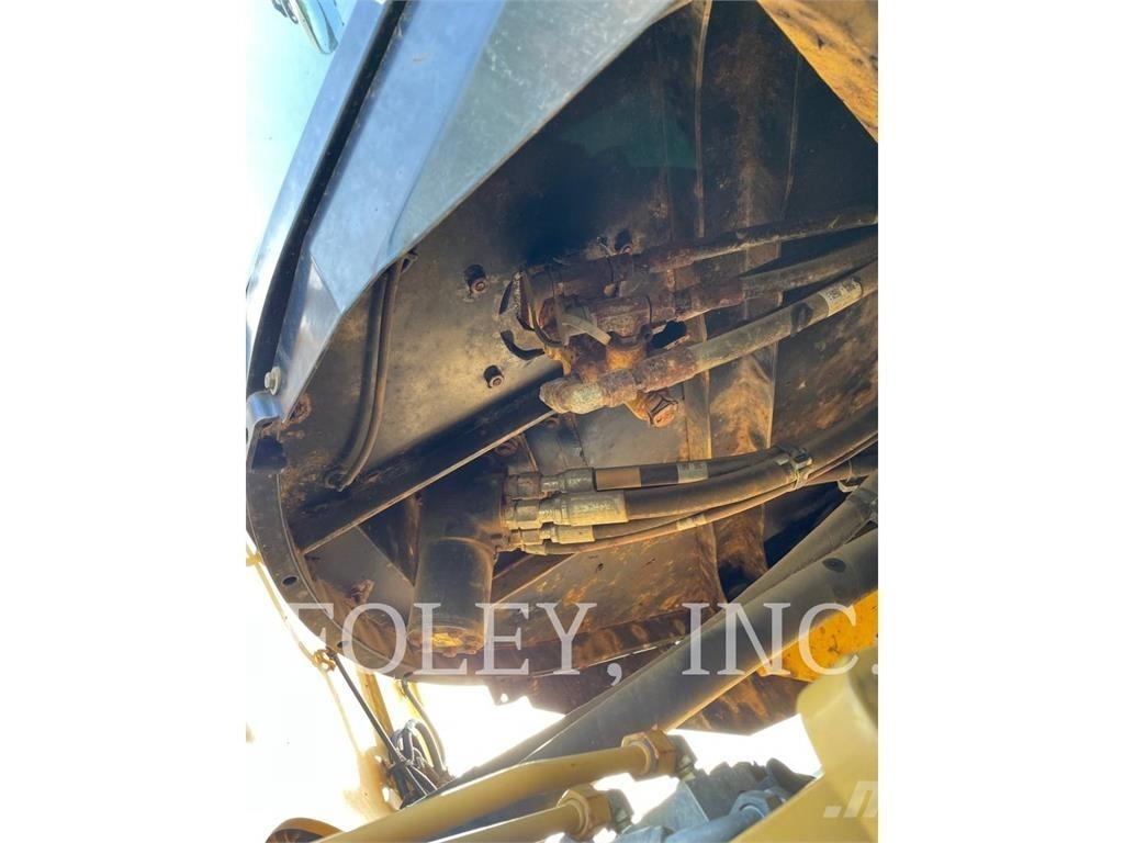 CAT 930M Tekerlekli yükleyiciler