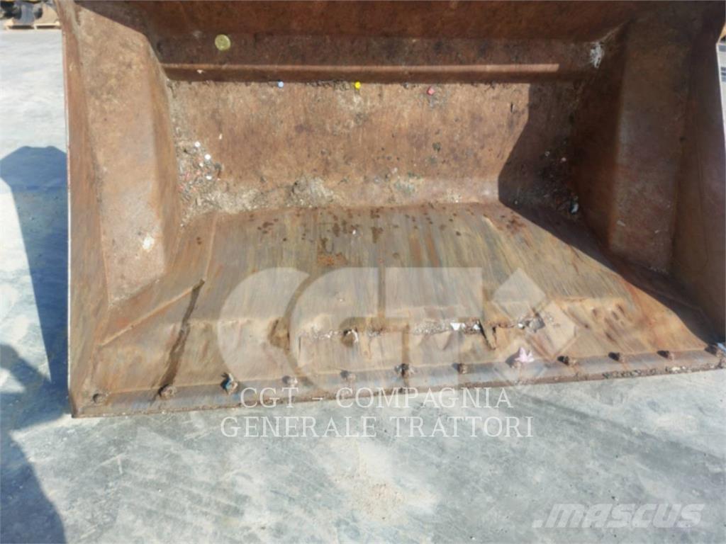 CAT 930M Tekerlekli yükleyiciler