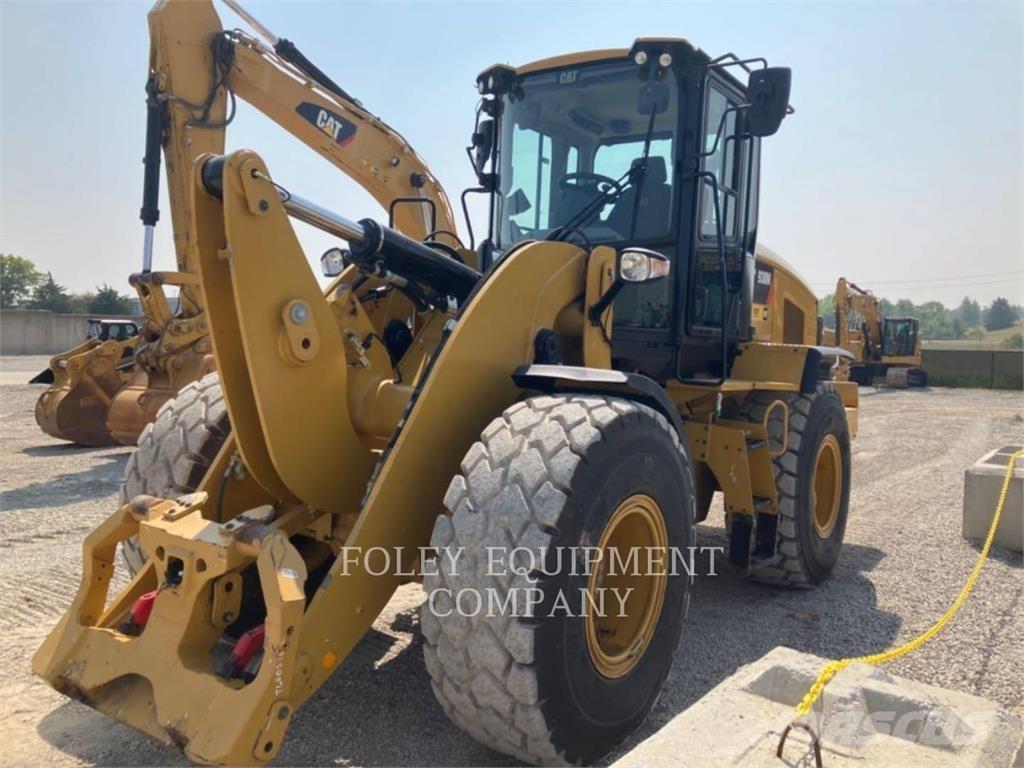 CAT 930M Tekerlekli yükleyiciler
