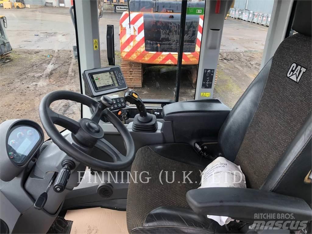 CAT 930M Tekerlekli yükleyiciler