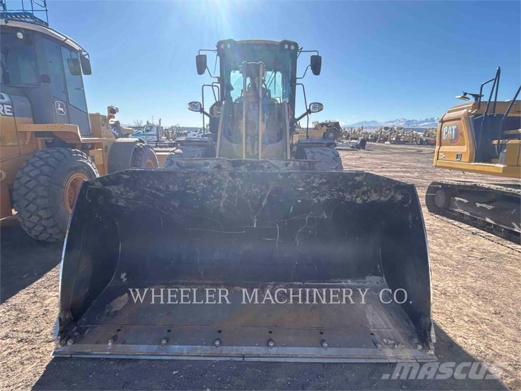 CAT 930M QC Tekerlekli yükleyiciler