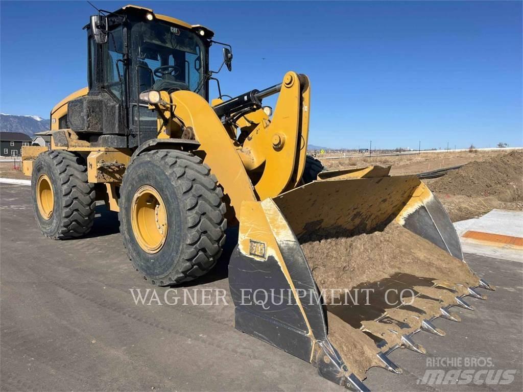 CAT 938 Tekerlekli yükleyiciler
