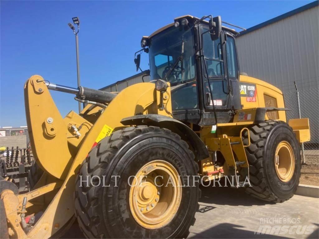 CAT 938 Tekerlekli yükleyiciler