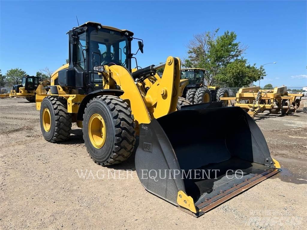 CAT 938 Tekerlekli yükleyiciler