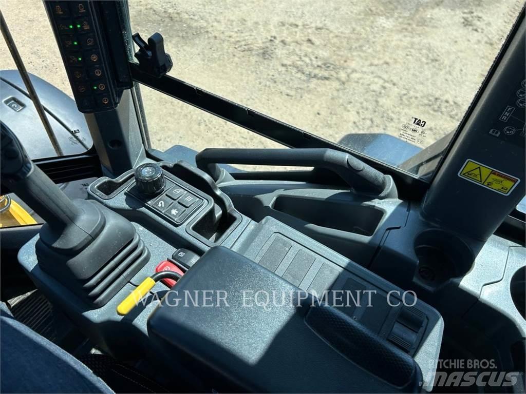CAT 938 Tekerlekli yükleyiciler