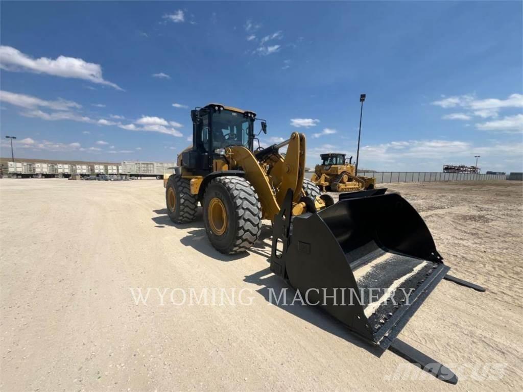 CAT 938 Tekerlekli yükleyiciler