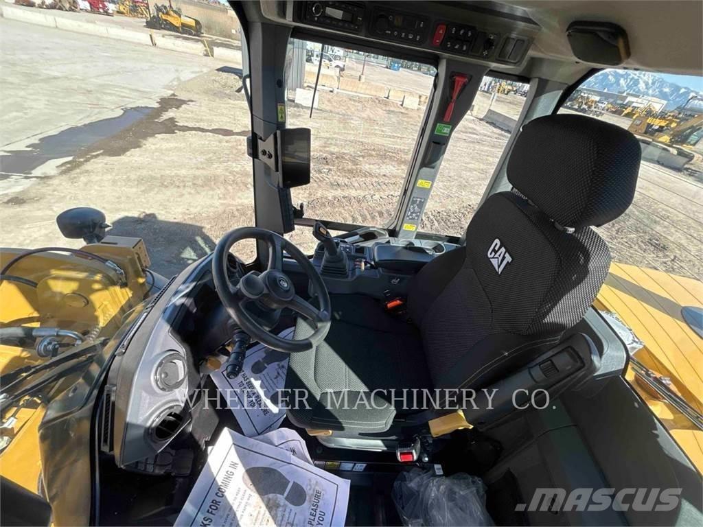 CAT 938 QC Tekerlekli yükleyiciler