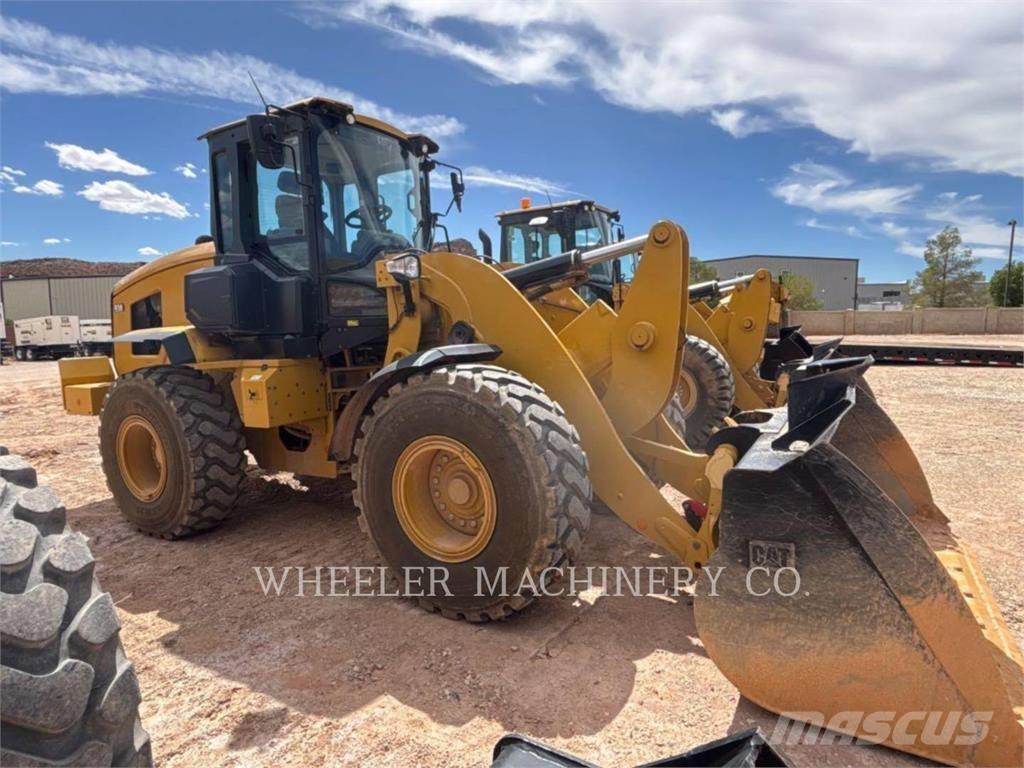 CAT 938 QC Tekerlekli yükleyiciler