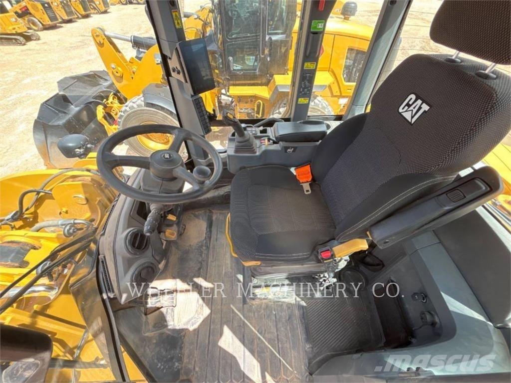 CAT 938 QC Tekerlekli yükleyiciler