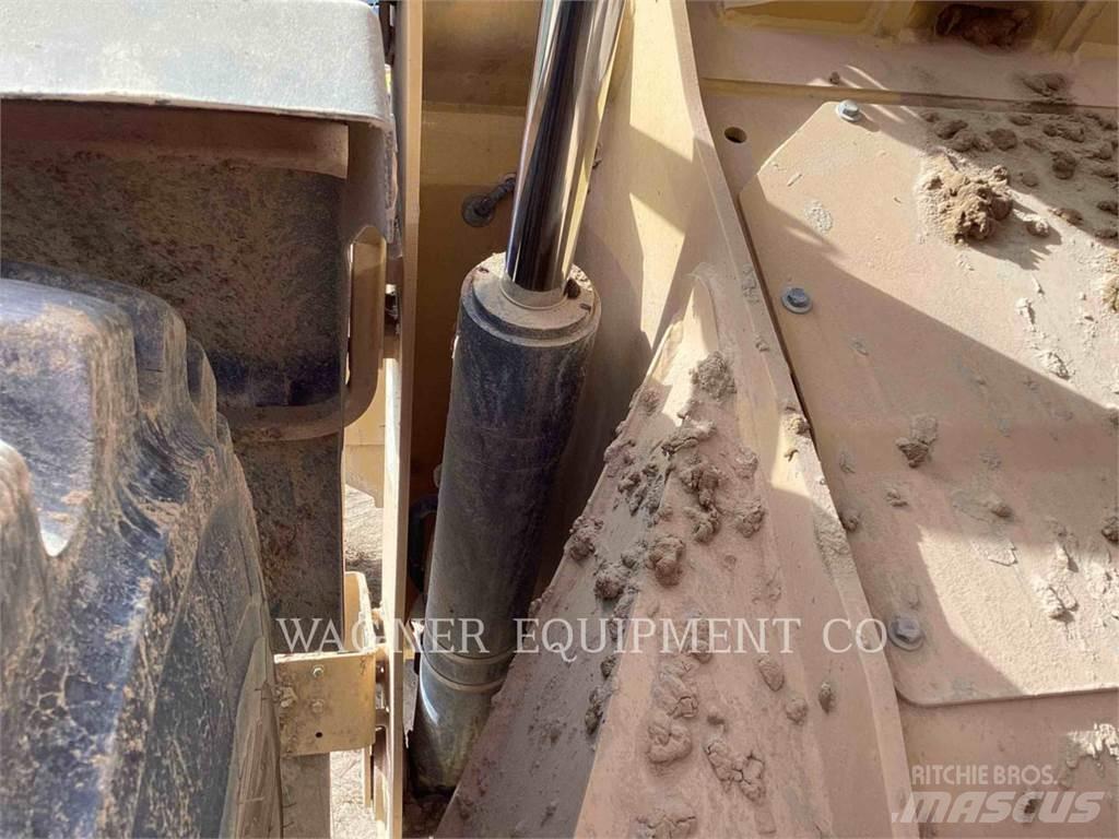 CAT 938M Tekerlekli yükleyiciler