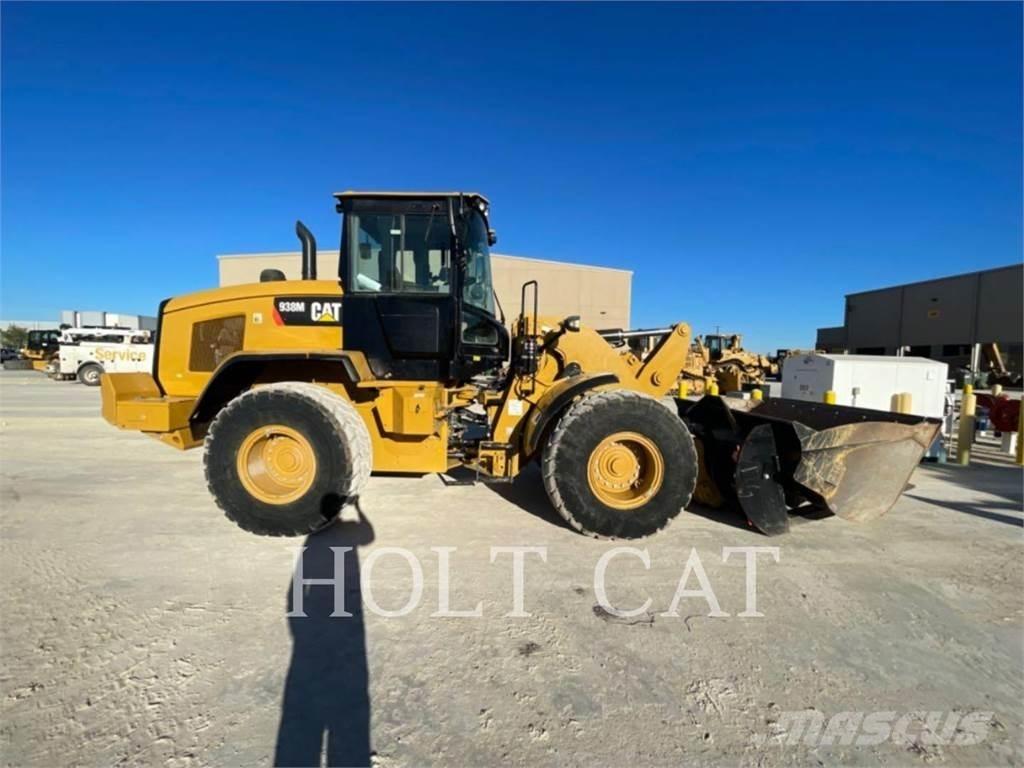 CAT 938M Tekerlekli yükleyiciler