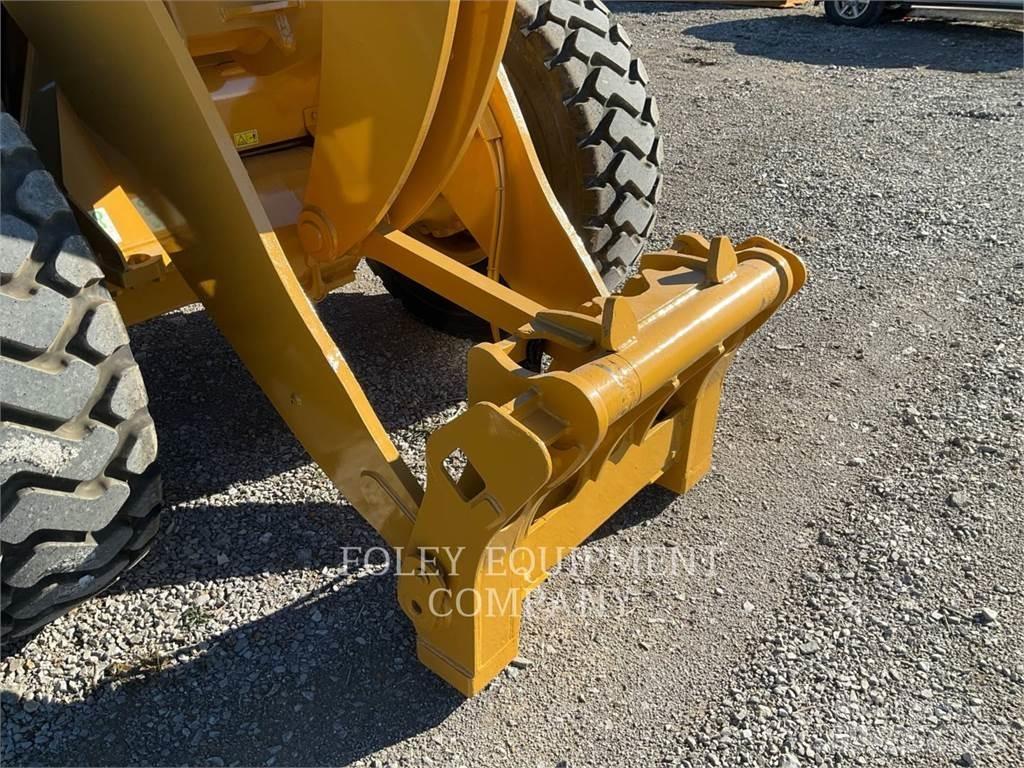 CAT 938M Tekerlekli yükleyiciler