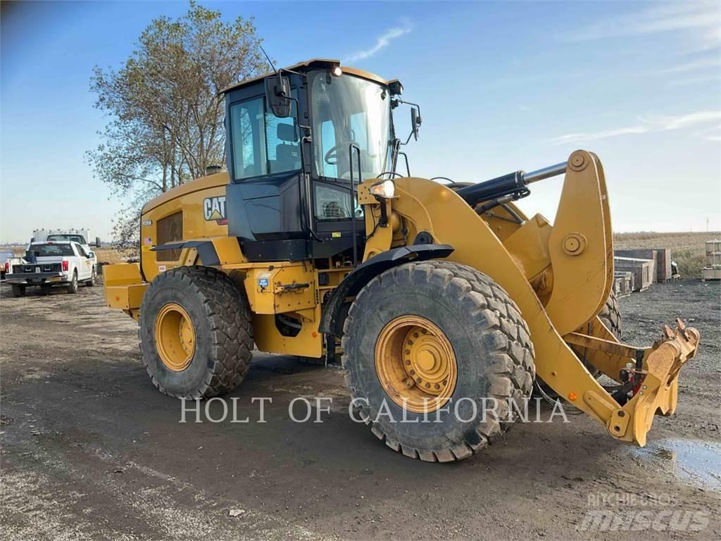 CAT 938M Tekerlekli yükleyiciler