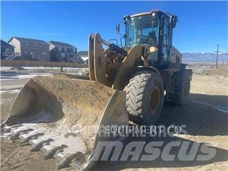 CAT 938M Tekerlekli yükleyiciler
