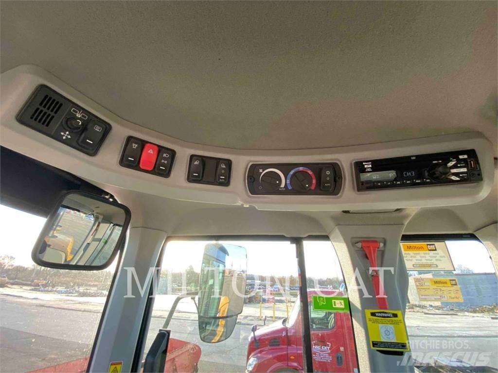 CAT 938M Tekerlekli yükleyiciler