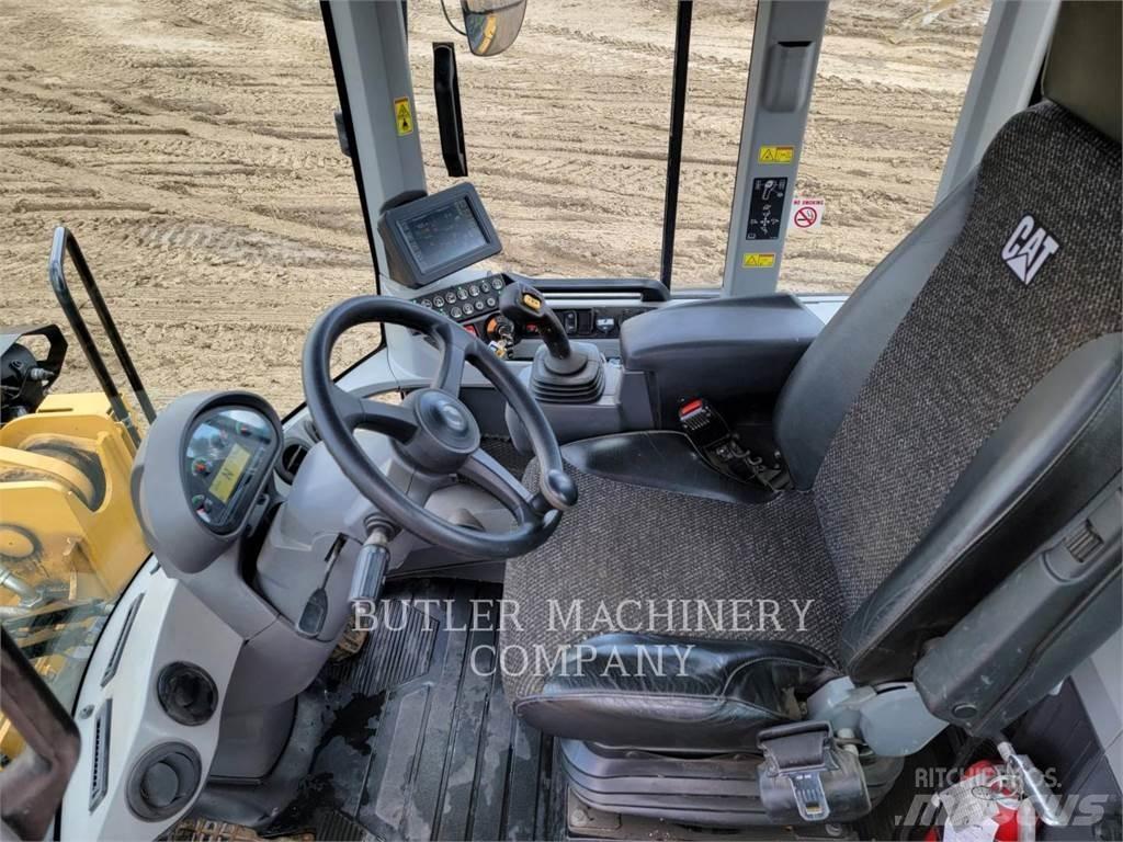 CAT 938M Tekerlekli yükleyiciler