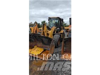 CAT 938M Tekerlekli yükleyiciler