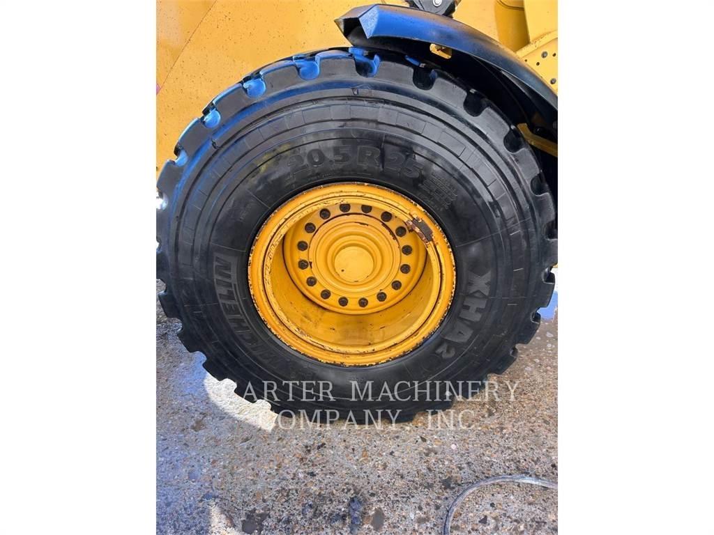CAT 938M Tekerlekli yükleyiciler